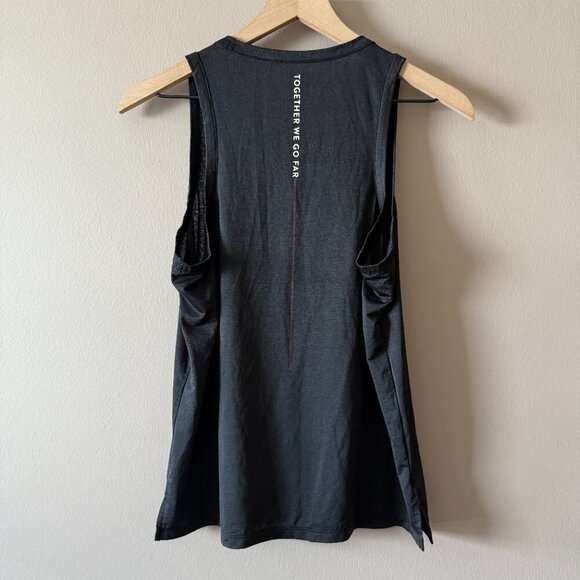 Women's M Peloton Black Together We Go Far Logo Graphic Tank Cycling Spinning - Picture 3 of 6